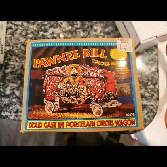 PAWNEE BILL Diecast/Wood/Plywood Circus Wagon w/Papier Ma Music Band
